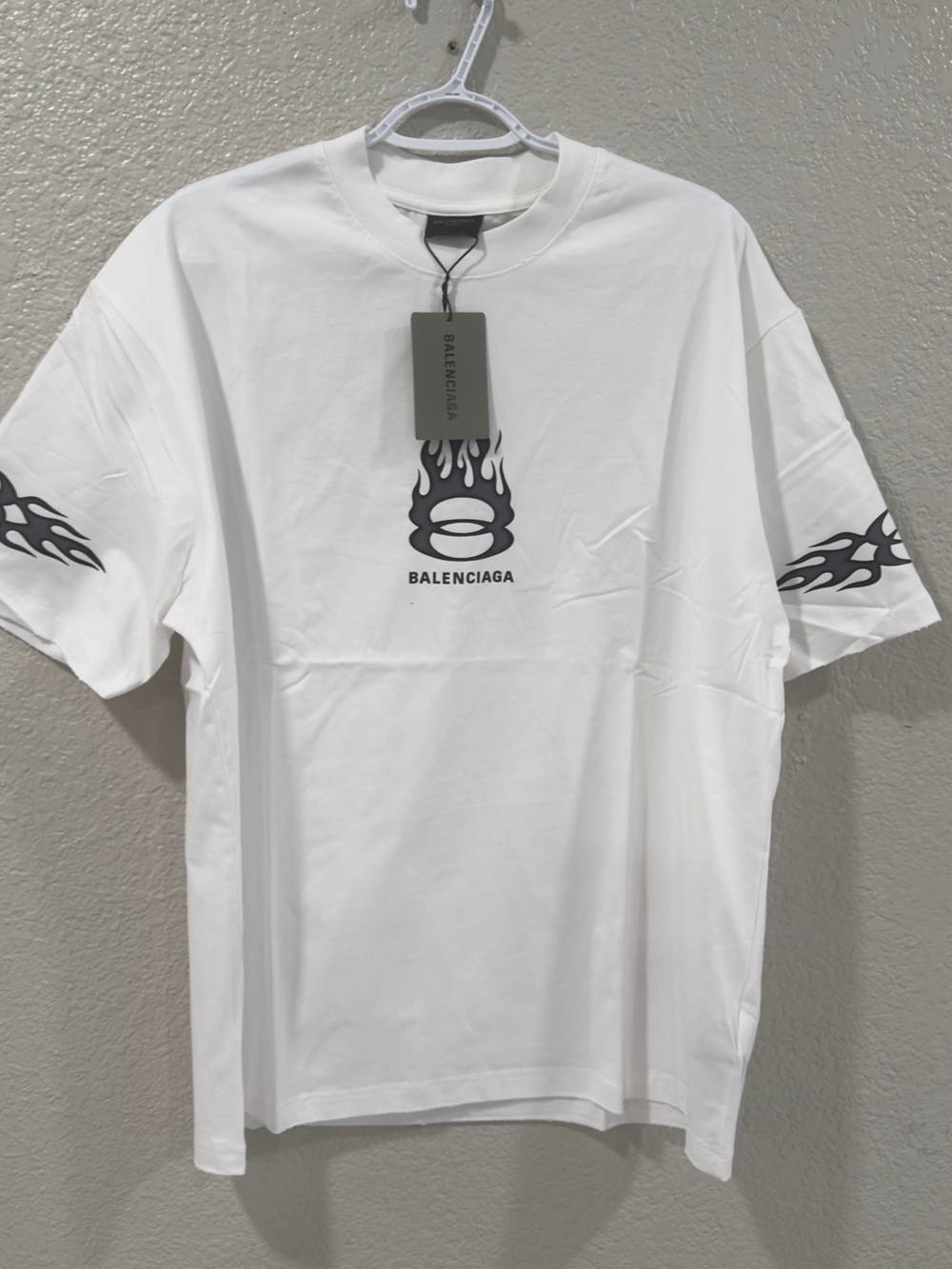 Balenciaga White Flame Logo Short-Sleeve T-Shirtlike xl